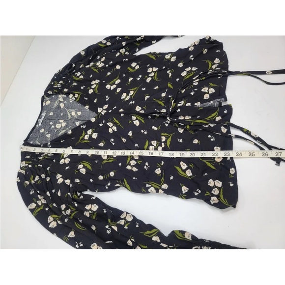 Reformation Jam Floral Wrap Tie Top Size L Womens - Picture 7 of 12